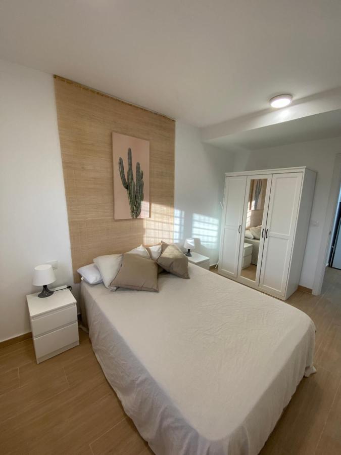 Central Apartment With Parking By Wayra Tarifa Luaran gambar