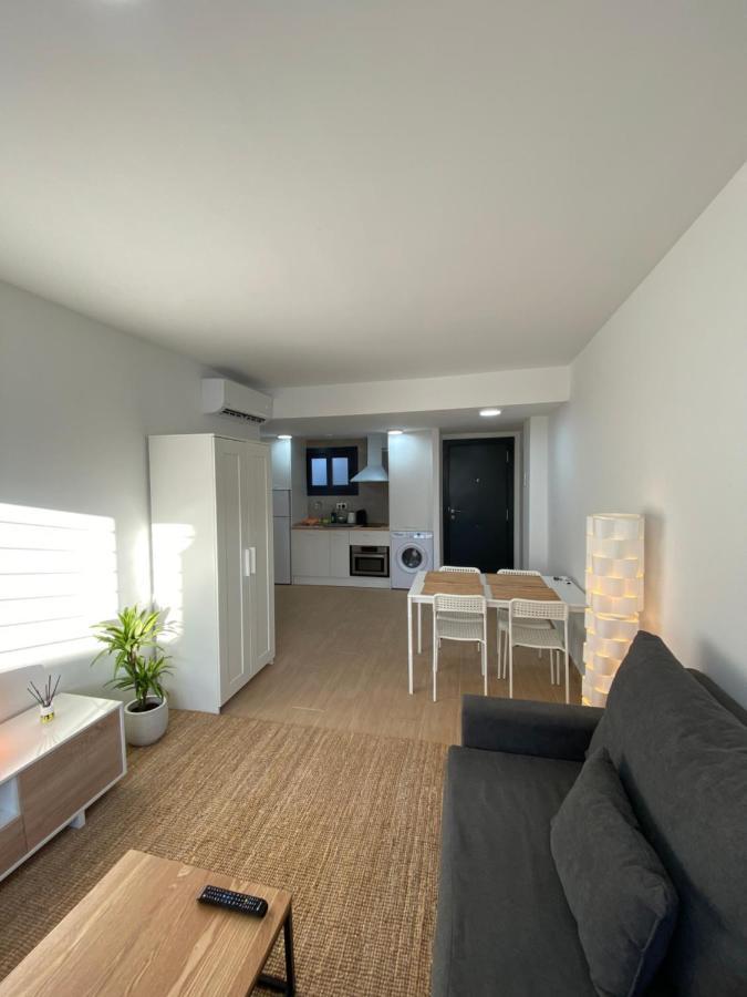Central Apartment With Parking By Wayra Tarifa Luaran gambar
